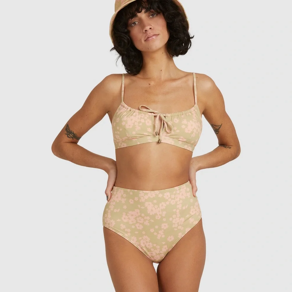 Billabong Bikini Set 💕 Bralette + Hi Retro Bottom